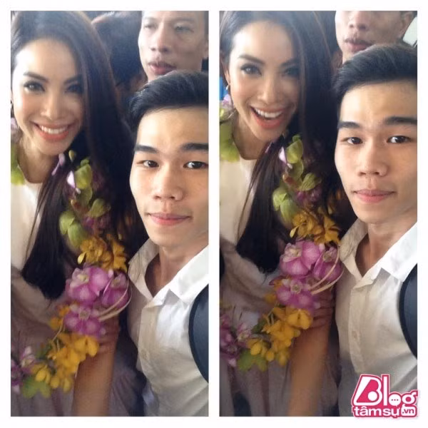 Vừa mới khóc nhòe nước mắt ít phút đó nhưng giờ phút gặp các fan, Phạm Hương đã nở nụ cười rạng rỡ.