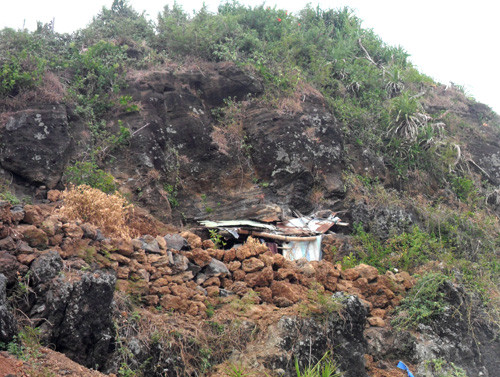 Bi phu tinh, nguoi dan ong len nui song doi chuot chui-Hinh-2