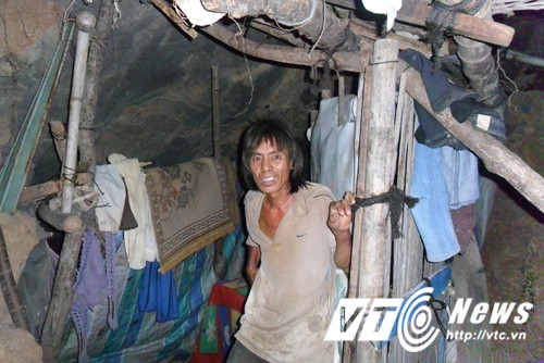 Bi phu tinh, nguoi dan ong len nui song doi chuot chui-Hinh-3