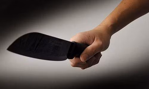 9X Trung Quoc sat hai cha me vi bi giuc lay vo