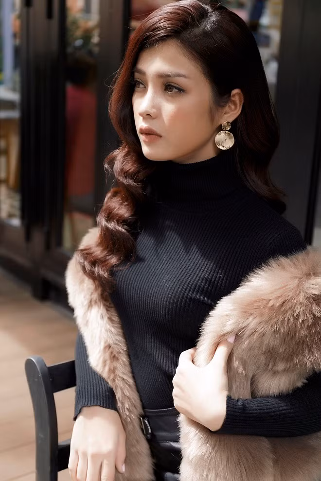 Với nhan sắc ngày càng cuốn hút cùng kinh nghiệm chinh chiến, mọi người đang kỳ vọng Mỹ Duyên “phục thù” tại một sân chơi nhan sắc mới. Hiện tại, cô cũng đang ấp ủ nhiều dự định để thỏa mãn niềm đam mê nghệ thuật và chinh phục ước mơ của mình.