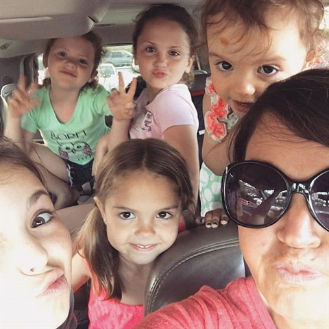 Tam thu cua ba me “tron” di nghi mat, “pho thac” 6 dua con cho chong-Hinh-2