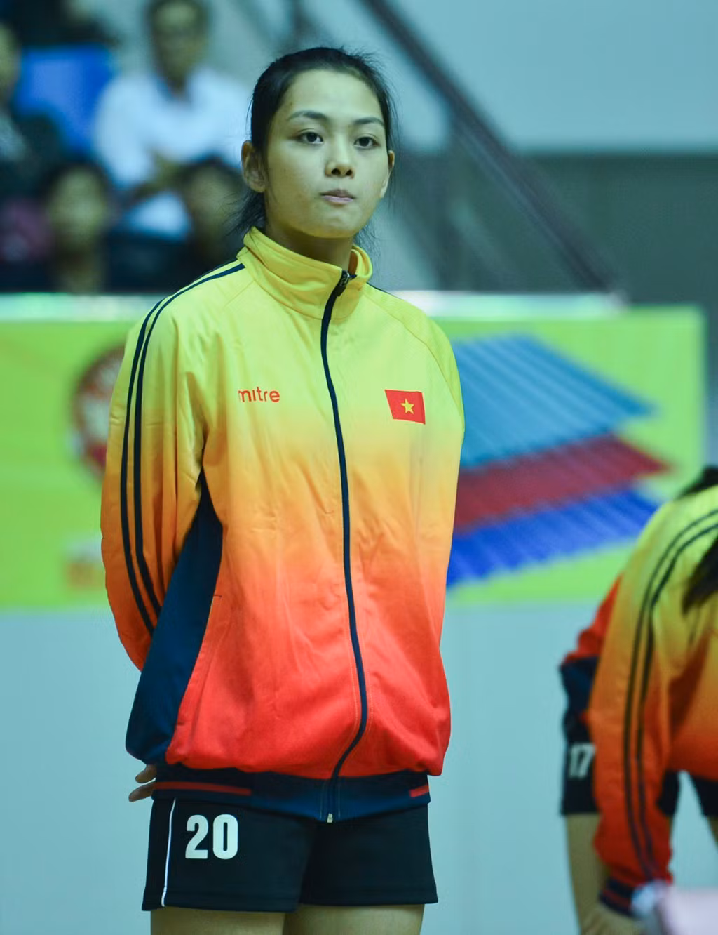 Cô có khuôn mặt thanh tú, nét hiền dịu và nụ cười dễ thương. Ảnh: Tống Đức Thuận.