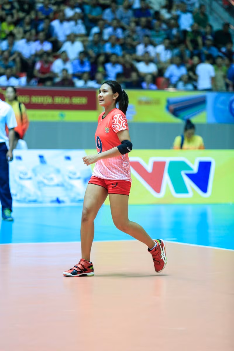 VĐV Salsabila Ayu được coi là hoa khôi của đội Indonesia với vẻ trẻ trung, tươi tắn.