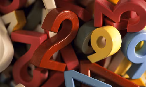 Kham pha so dien thoai bao hieu may man sap den