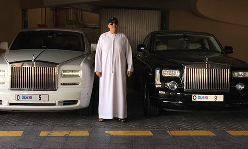 Tra 9 trieu USD de mua bien so xe o Trung Dong