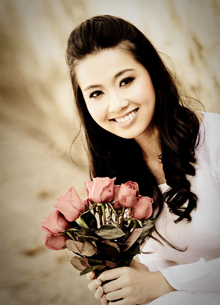 Lê Khánh tự nhận cô nhút nhát ngoài đời, nổi loạn trên phim?