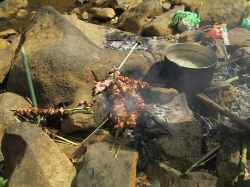 Mon an doc dao chi co dan phuot moi nghi ra duoc-Hinh-5