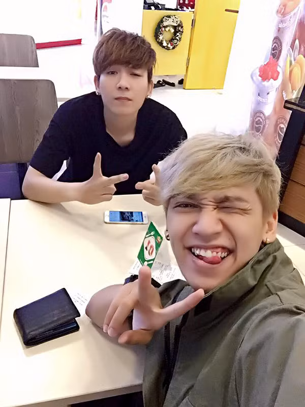 Không ít khoảnh khắc Kelvin Khánh bị Tronie “dìm hàng”.