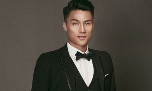 Hình ảnh khiến nhiều người lầm tưởng Mạc Hồng Quân chụp hình cưới.