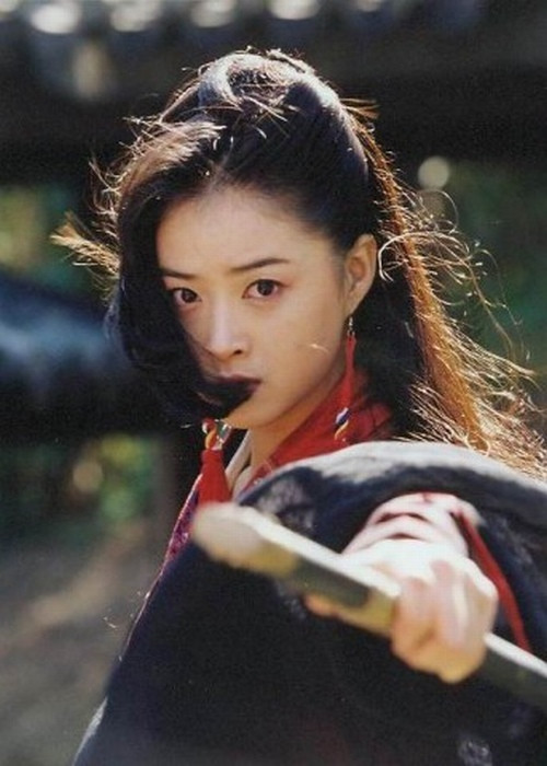 Vai diễn của Tưởng Hân để lại ấn tượng trong lòng người xem đó là Mộc Uyển Thanh trong Thiên Long Bát Bộ phiên bản 2003. Một Mộc Uyển Thanh si tình dám yêu dám hận, khí khái anh hùng làm say mê bao khán giả. Sau vai diễn này, Tưởng Hân vào vai Hoa phi nương nương trong Hậu cung chân hoàn truyện. Đây tiếp tục là một vai diễn đình đám khẳng định cả nhan sắc và tài năng của Tưởng Hân. Hậu cung chân hoàn truyện khiến tên tuổi của Tưởng Hân được biết đến nhiều hơn, cô nhận được rất nhiều kịch bản phim mới như Hoa Thiên Cốt, Mỵ Nguyệt Truyện... Tuy nhiên, chưa có vai diễn nào thực sự đưa Tưởng Hân thoát ra khỏi cái bóng quá lớn của nàng Hoa Phi.