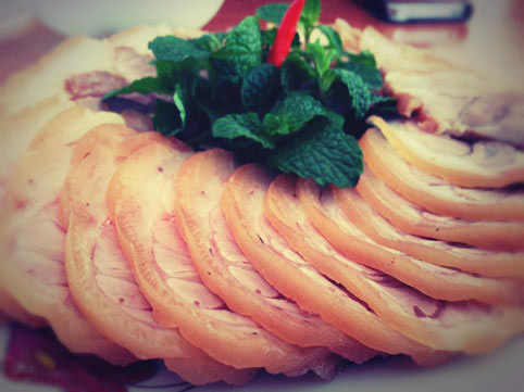 Sai lam khi an thit lon khien chet luc nao khong hay