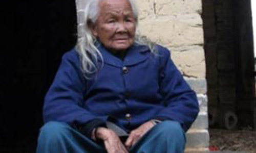 Cụ bà Li Xiufeng sống lại sau 6 ngày đã khâm liệm.