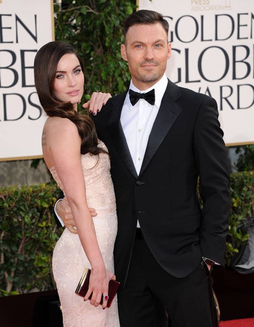 Brian Austin Green và Megan Fox: Tưởng chừng đôi này khó mà rời xa, nhưng sau 11 năm yêu nhau thì nam diễn viên trong Beverly Hills và người đẹp Hollywood ly hôn. Hai người kết hôn năm 2010, có hai con trai Noah 2 tuổi và Bodhi 18 tháng. Theo một nguồn tin trên Us Weekly, do Megan Fox quá chú tâm đến công việc nên xảy ra mâu thuẫn.