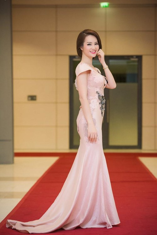 Hiện tại Thụy Vân đang là biên tập viên của chương trình 'Chuyển động 24h' và cũng là gương mặt MC rất đắt show ở miền Bắc.