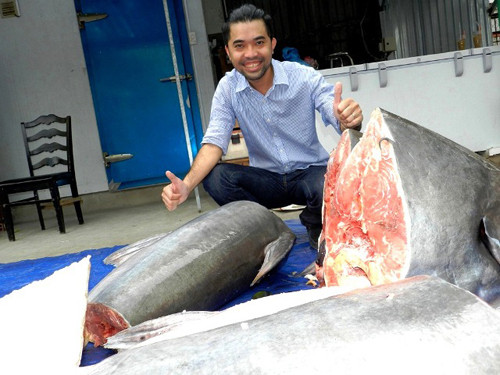 Giá mua cá không được chủ nhà hàng tiết lộ.