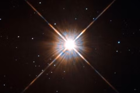 Ngôi sao Proxima Centauri chụp bởi kính viễn vọng Hubble. Ảnh: NASA