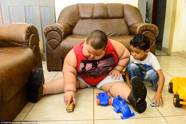 Bố mẹ Misael nói rằng sẽ không bao giờ từ bỏ và cố gắng cải thiện cuộc sống của con trai.