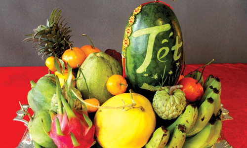 Mâm ngũ quả ngày Tết, mỗi loại quả có nhiều ý nghĩa khác nhau (Ảnh minh họa).