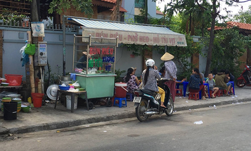 Kinh hoang dam thung tim ban nhau bang...can muong