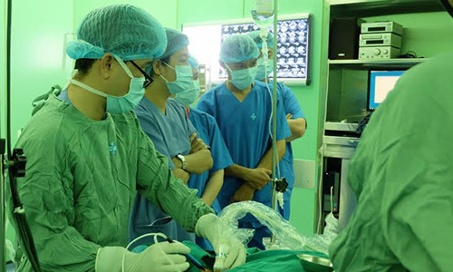 Song cao tan dieu tri buou giap nhan