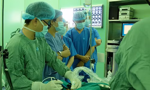 Song cao tan dieu tri buou giap nhan