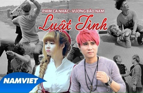 Vừa qua, cô bạn cũng lần đầu tiên tham gia diễn xuất trong MV ca nhạc "Luật Tình" thu hút hơn 1 triệu lượt xem.
