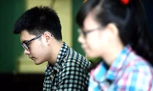 Gay an xong thi... bi benh tam than