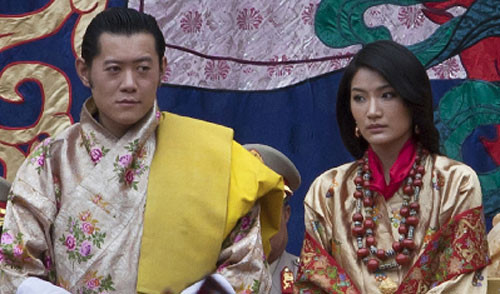 Quốc vương Butan Jigme Khesar và hoàng hậu Jetsun Pematron trong lễ cưới.
