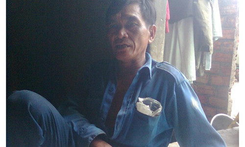 Ron nguoi chuyen luom ve chai dung phai xac chet