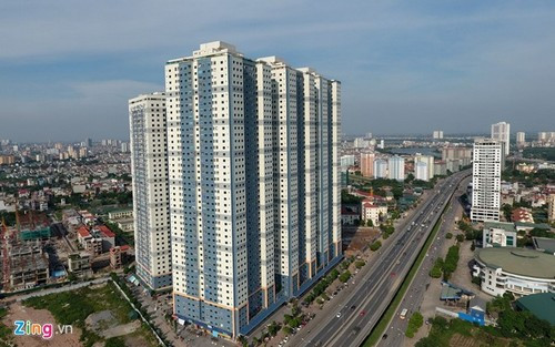 Khu chung cư Kim Văn - Kim Lũ cũng là một trong những dự án nhà giá rẻ của ông Lê Thanh Thản. Chung cư này nằm ngay bên trục đường Nguyễn Xiển, cách khu đô thị Linh Đàm chưa đầy 1km.