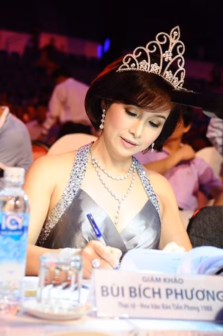 Hoa hau thap nhat Viet Nam gio ra sao?-Hinh-4