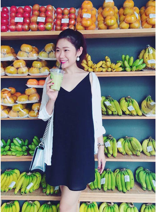 Và mọi người cũng rất bất ngờ khi phát hiện ra em gái của bạn trai hoa hậu Kỳ Duyên có vóc dáng, gương mặt chẳng thua kém bất cứ hot girl nào.