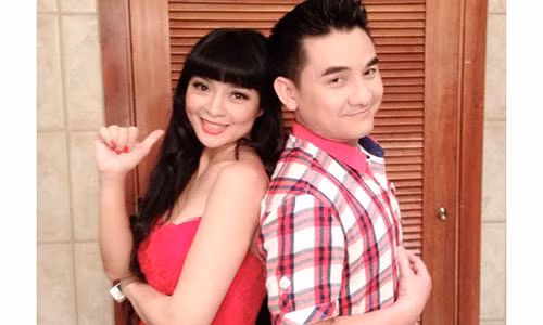 Nghe si Anh Vu 12 nam chong choi voi benh ung thu