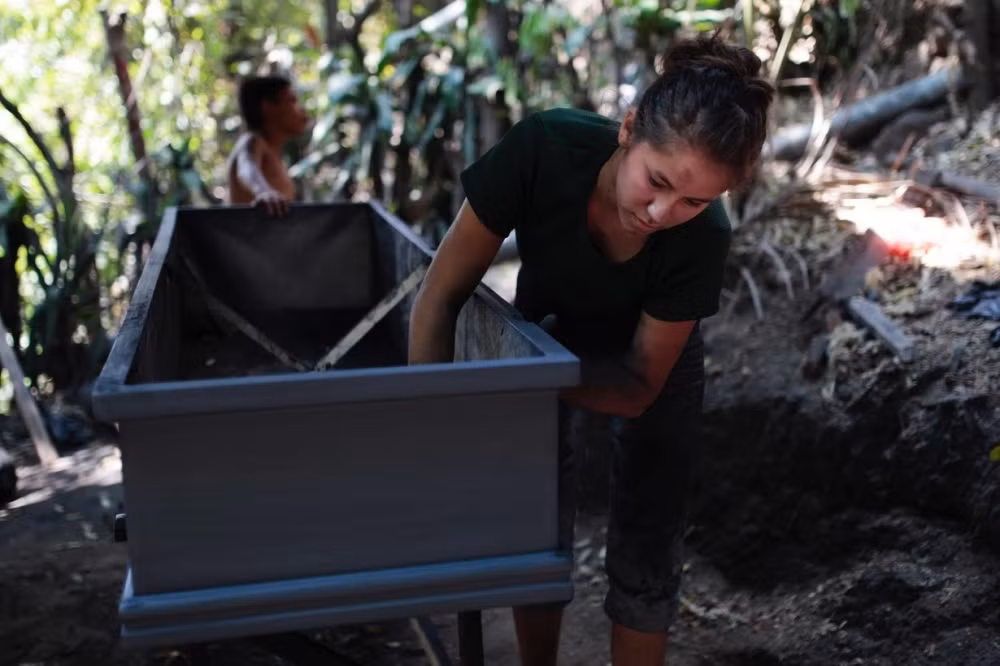 Ban đầu là xưởng cưa để sơ chế gỗ.