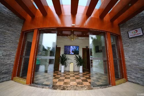 Ngày 28/11, nhà vệ sinh công cộng “năm sao” chính thức mở cửa tại quận Bích Sơn của thành phố Trùng Khánh.