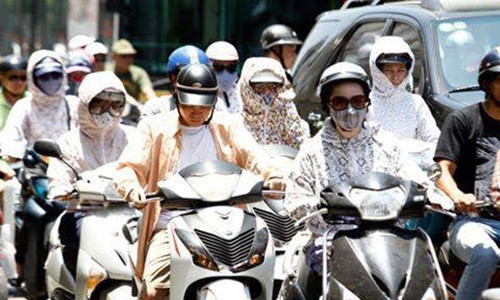 Thành ủy Hà Nội đang lấy ý kiến về định hướng đến năm 2025 sẽ dừng hoạt động xe máy cá nhân trong phạm vi nội đô.