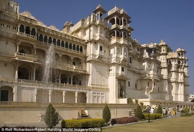 Hot: Ti phu An Do chi 420 ti lam dam cuoi-Hinh-3