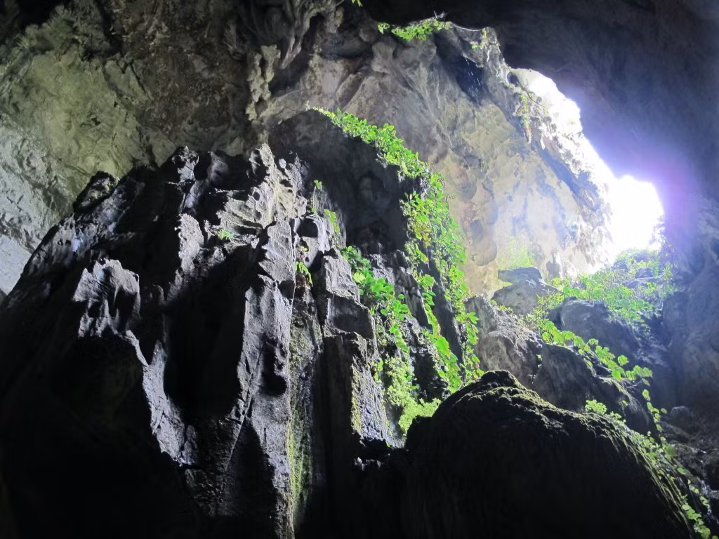 Đây là hình ảnh bên trong động Fairy, nằm ở gần khu khai thác vàng cũ ở huyện Bau, bang Sarawak, Malaysia. Ảnh: Sutra.my.