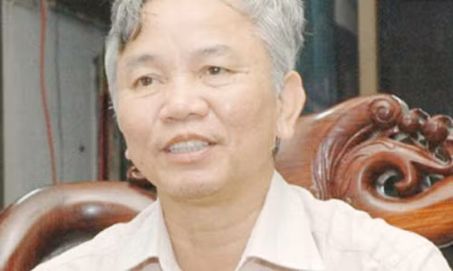 Thi hai tu bat nap quan tai qua ly giai cua Tien si