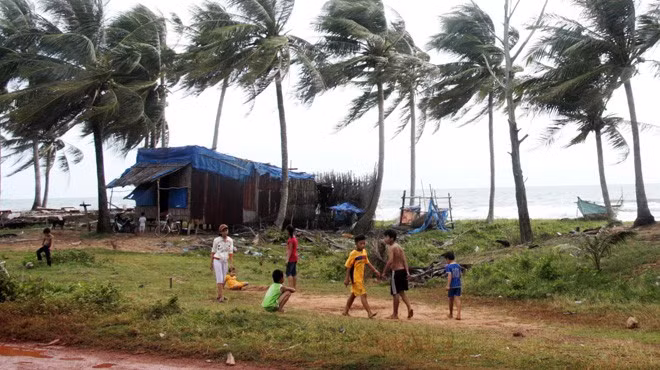 Một góc Bãi Trường thuộc xã Dương Tơ - nơi có tới 38 dự án nhưng hiện vẫn rất hoang sơ - Ảnh: TTO