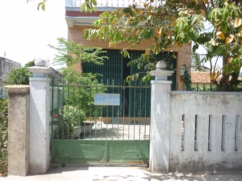 Phat hai tat dau soi cho hiem tri thoi trang hoa cua chong