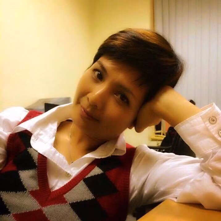 Thục Khuê Người vợ đầu tiên của Công Lý được mọi người đánh giá ưa nhìn, cá tính và giỏi giang. Chị làm việc tại Đài truyền hình Việt Nam. Hiếm lần công chúng thấy Công Lý nhắc đến chị cũng như chia sẻ về cuộc sống hôn nhân của hai vợ chồng. Mọi người chỉ biết, cả hai vì những bất đồng không hiểu nhau nên họ mới lặng lẽ kết thúc. Trái ngọt duy nhất của Công Lý và người vợ đầu là con gái nhỏ sinh năm 2001.