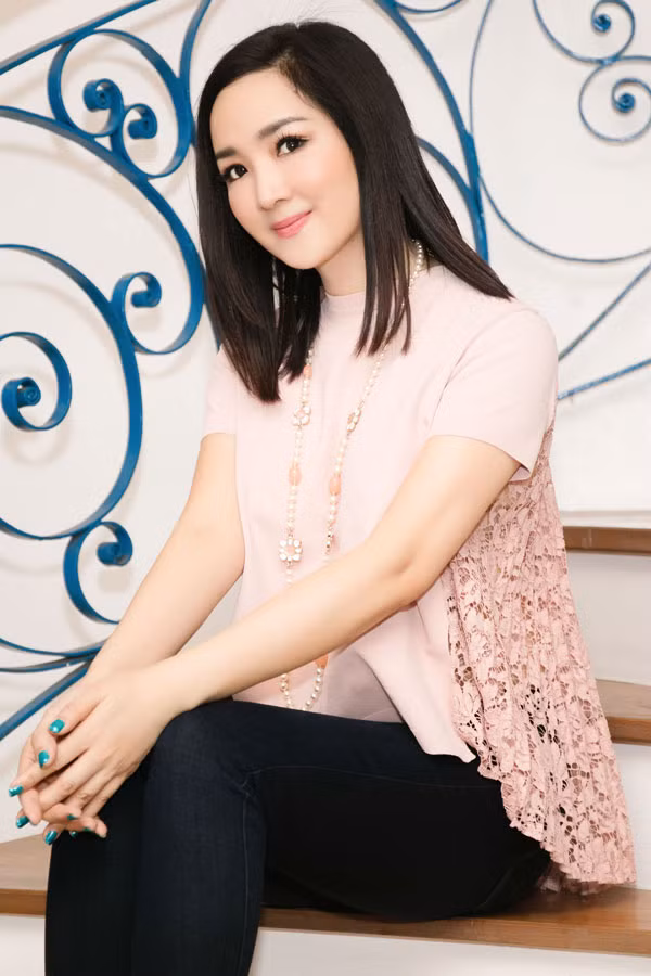 Khi nói về người bạn thân thiết Vi Thị Đông, HH Đền Hùng không ngớt lời khen ngợi