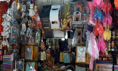 Phat hoang tuc mua biet thu, ho chieu cho Ram thang 7