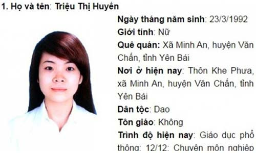 Thiếu nữ người Dao Triệu Thị Huyền (SN 1992), trúng cử Đại biểu Quốc hội khóa 14.