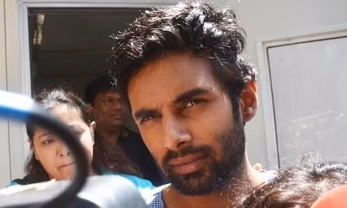 Rahul Raj Singh tố ngược cha mẹ Pratyusha Banerjee.