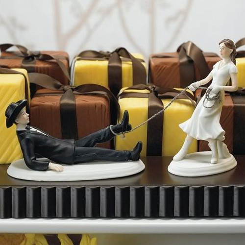 Từ giờ em yêu cầu gì, anh cũng phải tuân thủ nghiêm túc nhé!