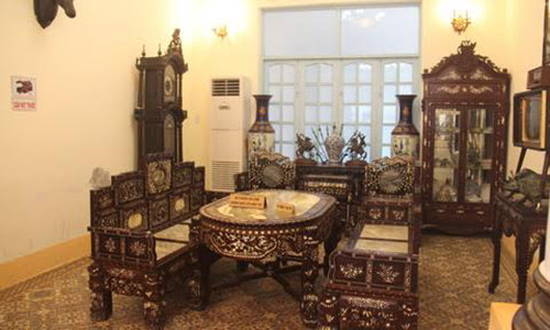 Thuc hu giai thoai Cong tu Bac Lieu dot tien nau trung