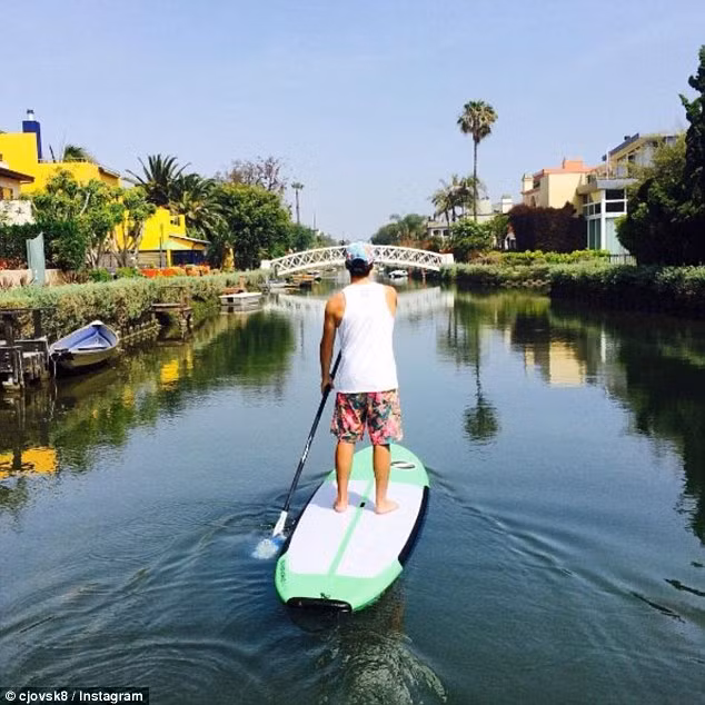 Khi thủy triều xuống thấp, những chiếc thuyền có thể mắc cạn.